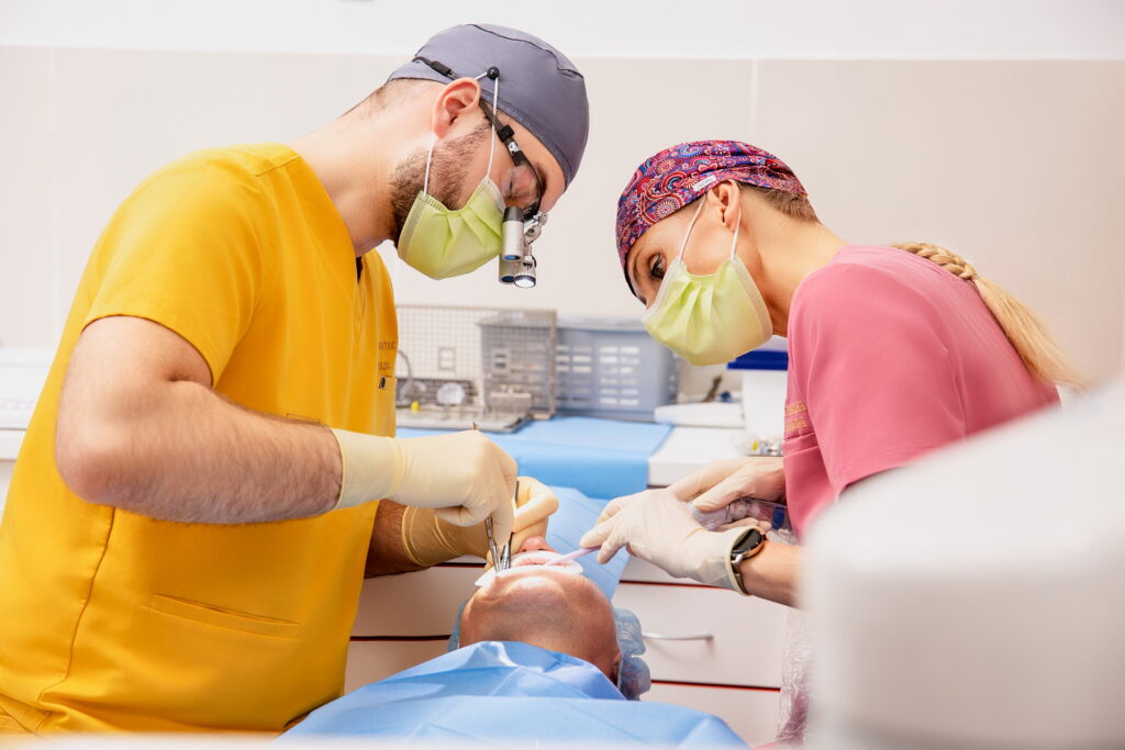 Ortodontyczne aparaty - 20231209 esthetica clinic 0101 1 web